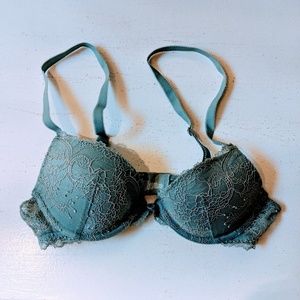 GapBody Blue Lace Favorite Uplift Bra